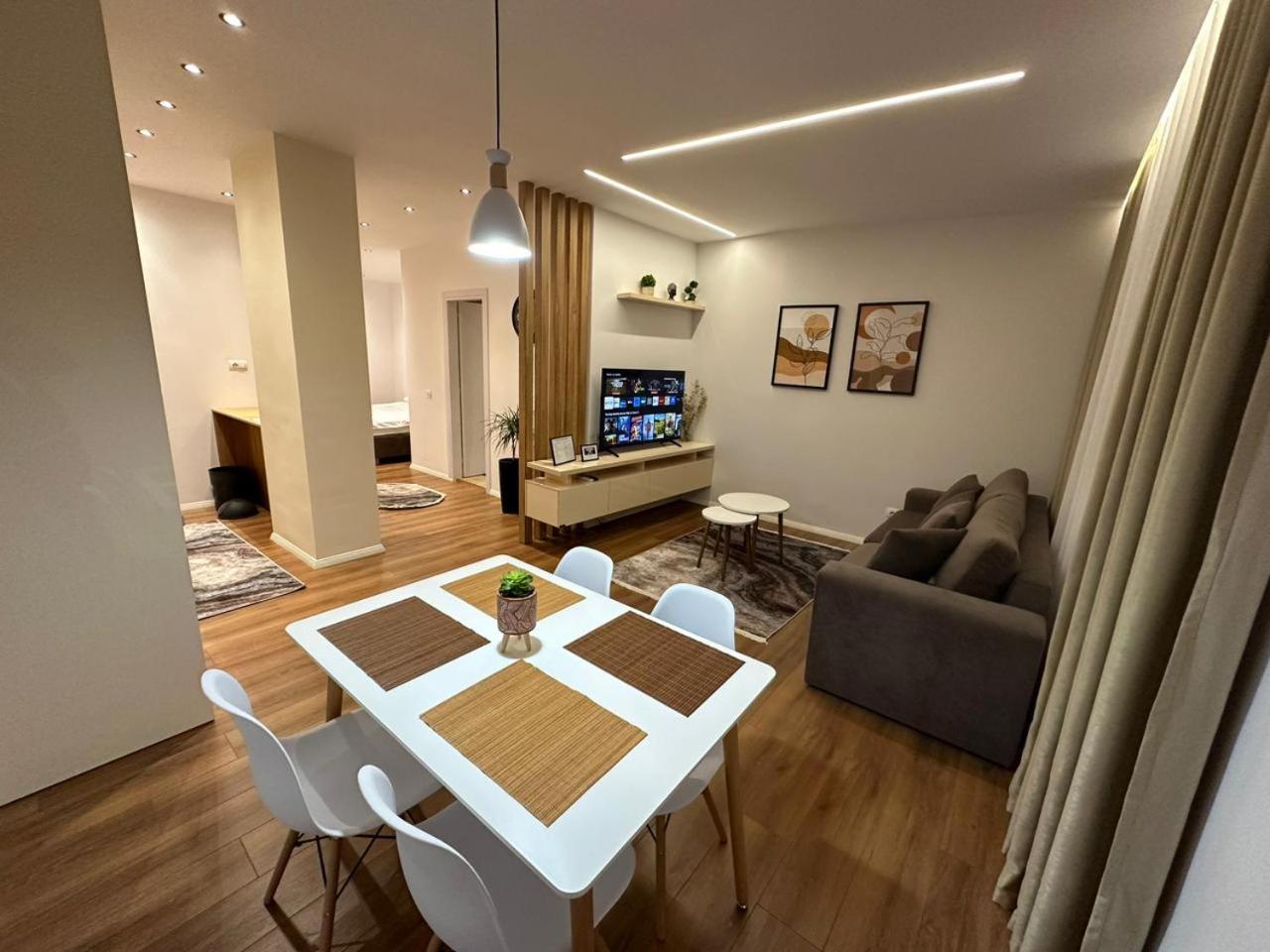 Fa Apartments At City Center 02 Tirana Extérieur photo